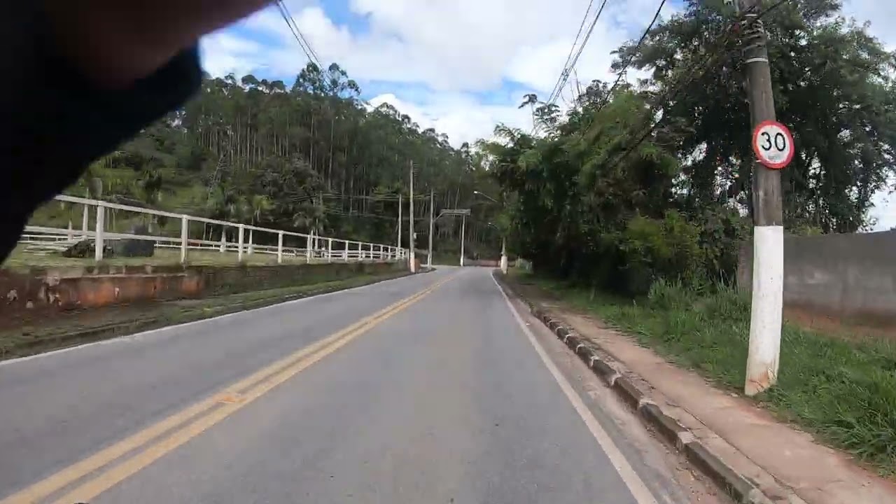 #Domingoterapia #RoleDeMoto #Guararema #Motolovers #Estrada&Eacute;Liberdade