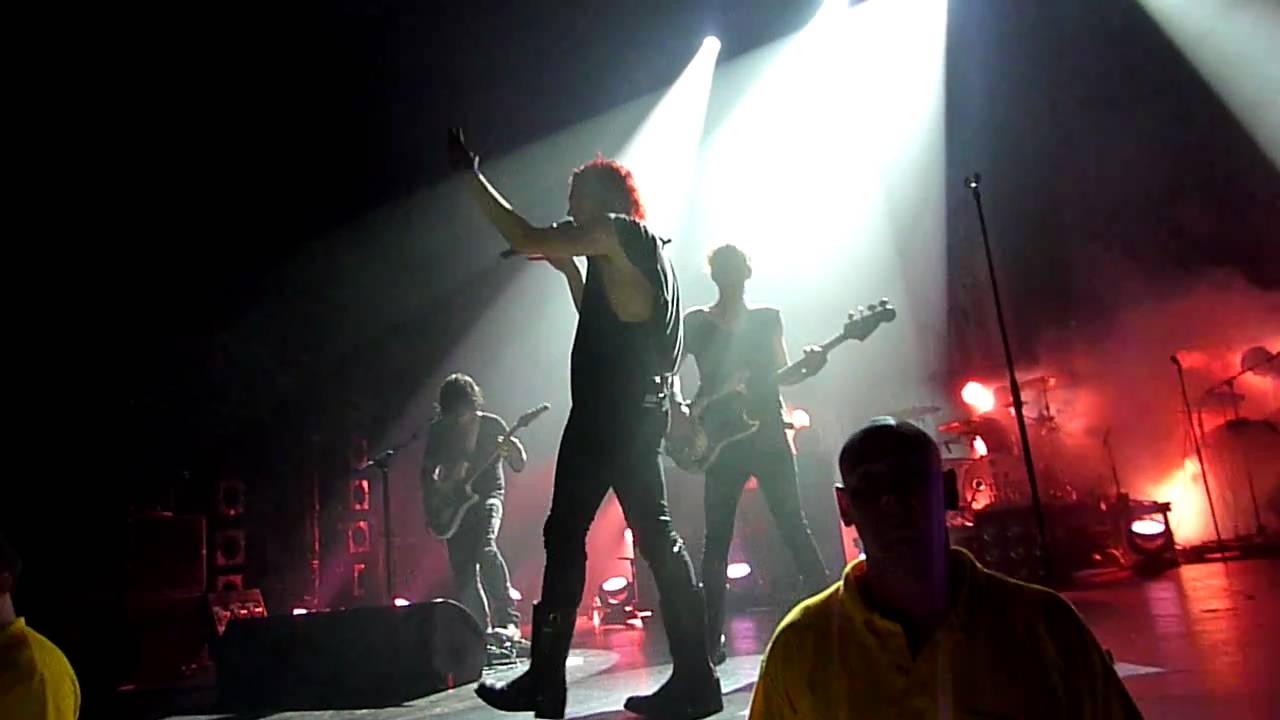 My Chemical Romance - Sleep - Live at Manchester O2 Apollo - 24th October 2010