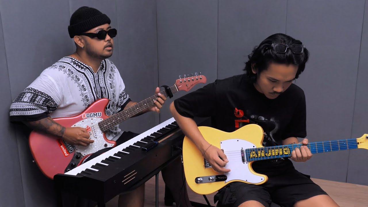 pria-priabernada - ANJING (Official Lyric Video)