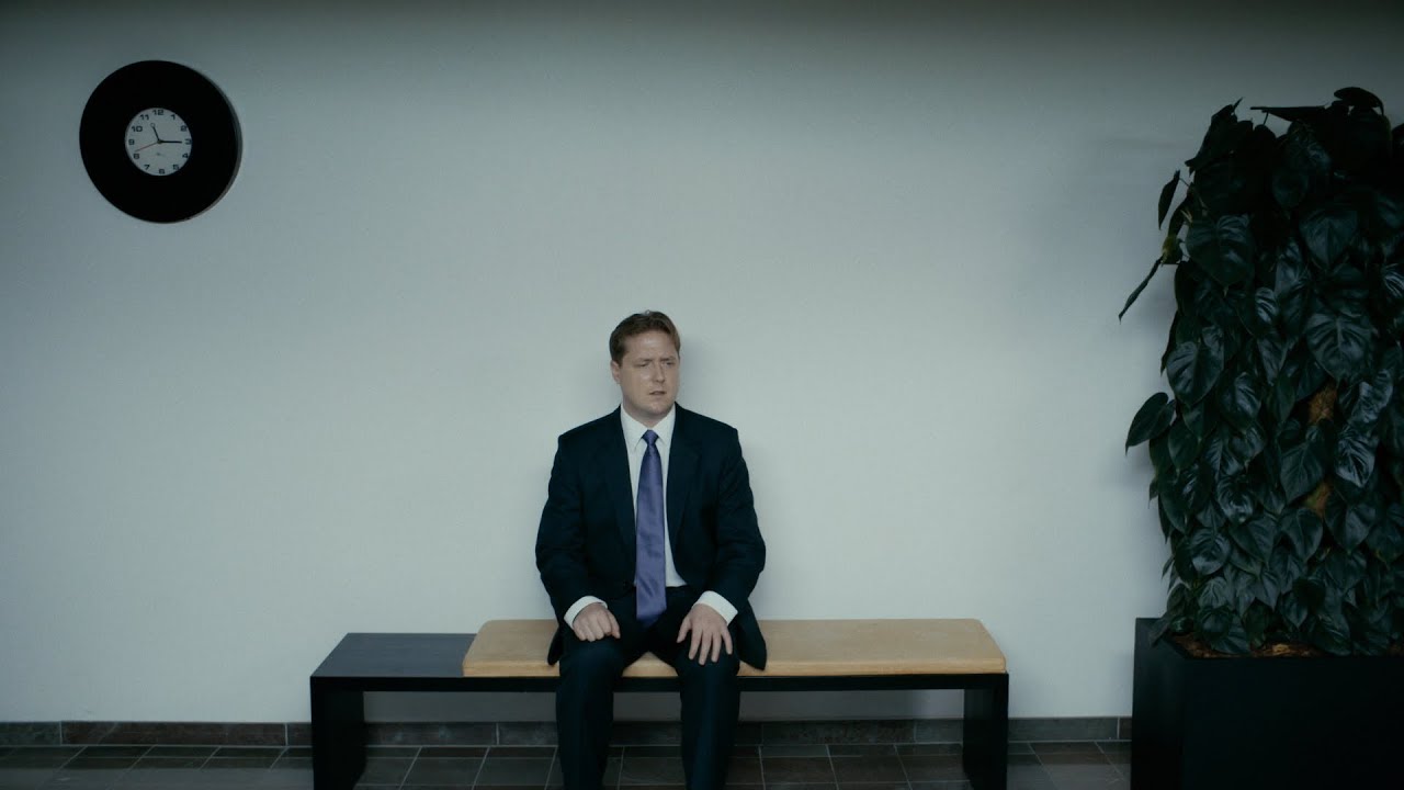 Det mand ikke taler om (Out Of Bounds) - Official Trailer 2014