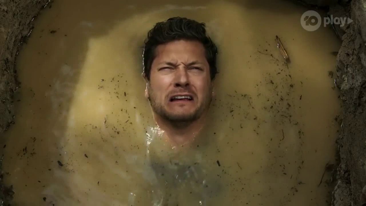 Finn Kelly Dies In His Own Grave | Neighbours [2020]