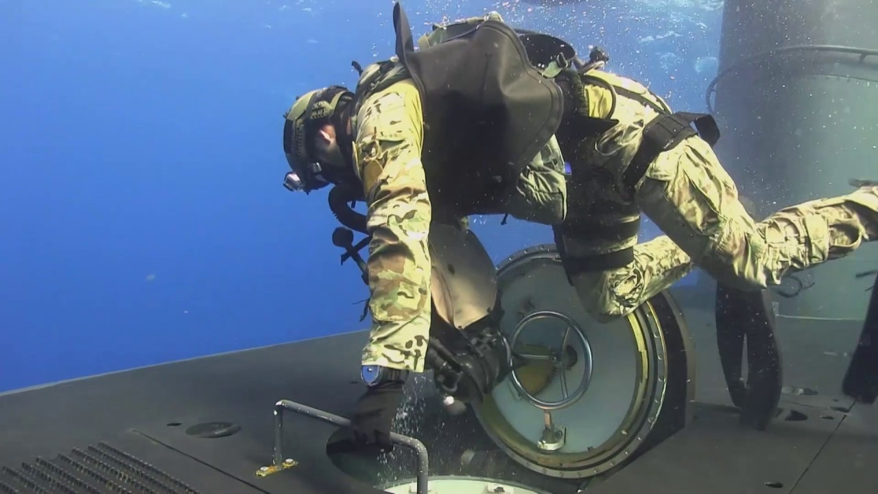 MARSOF-mariniers duiken op vanuit Caribische diepten