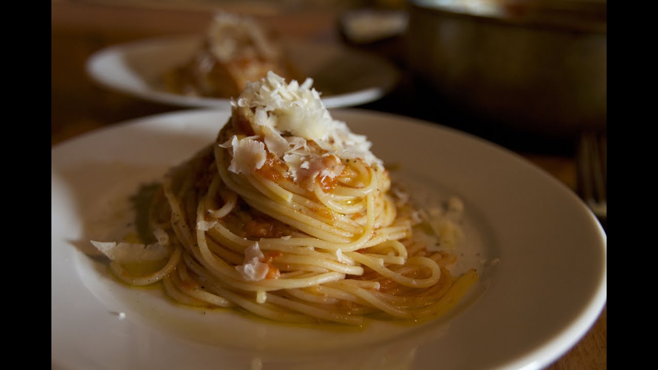 Basic Tomato Sauce Using Canned Tomatoes  |  Fresh P