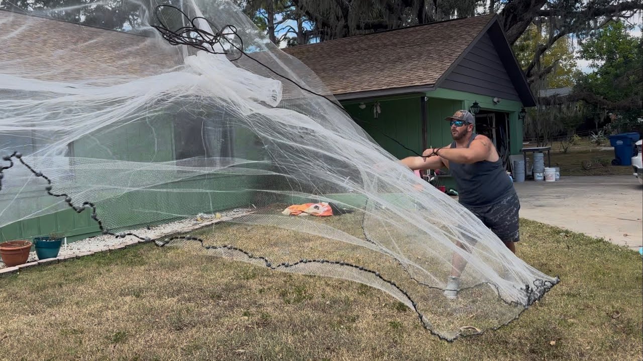 	How to Throw a 12-Foot Cast Net Like a Pro 