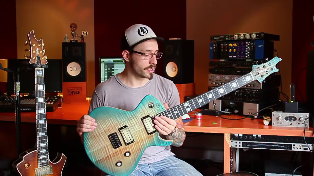 Valoy Guitars  