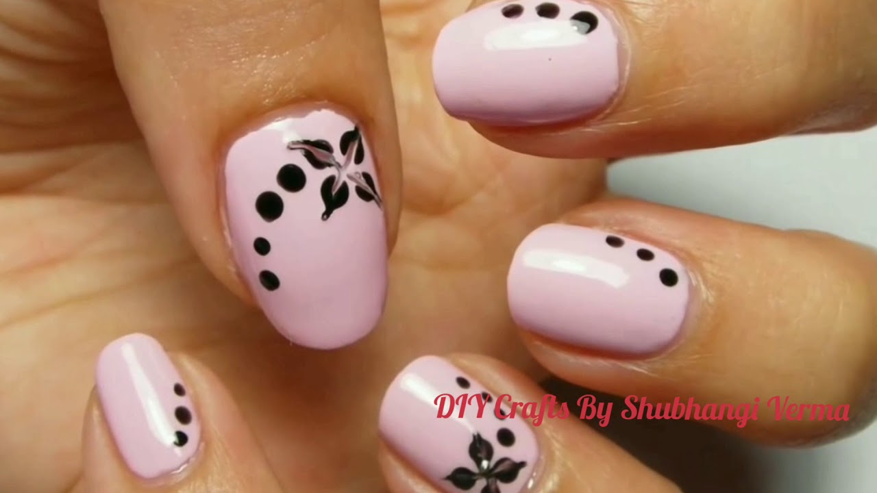 Easy and Stylish Nail art without tools