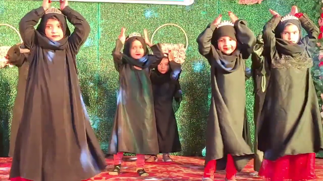 Muslim Qaum Ki Beti Hoon | Performed By Jr  Kg 'Apple' Girls | Apex English School.