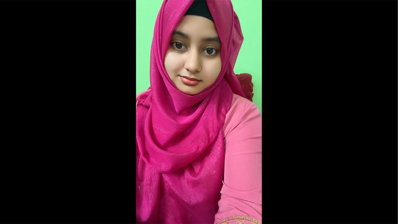 Farzana Khan is live