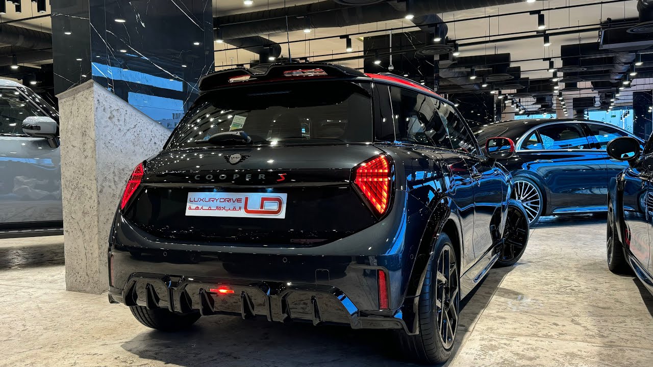 ميني كوبر JCW الجديدة 2025 تغير التصميم من الخلف 😳