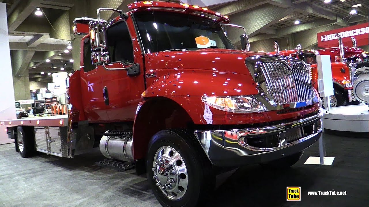 2019 International MV 607 Flatbed Truck - Exterior and Interior Walkaround - 2019 Expocam Montreal