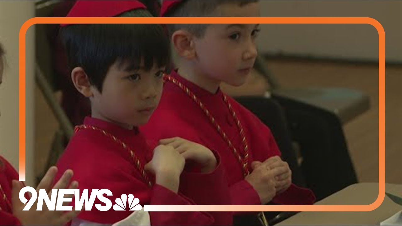 Chicago students hold mock conclave