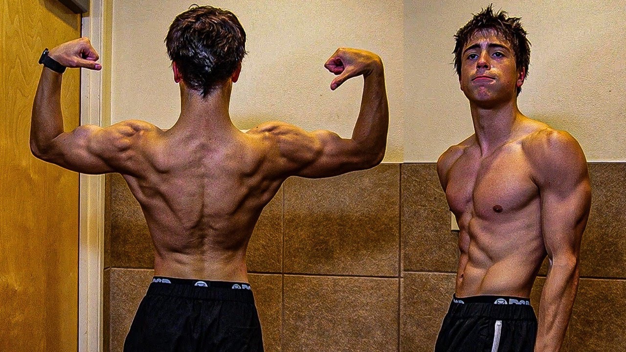 HOW TO BUILD MUSCLE WHILE GETTING SHREDDED