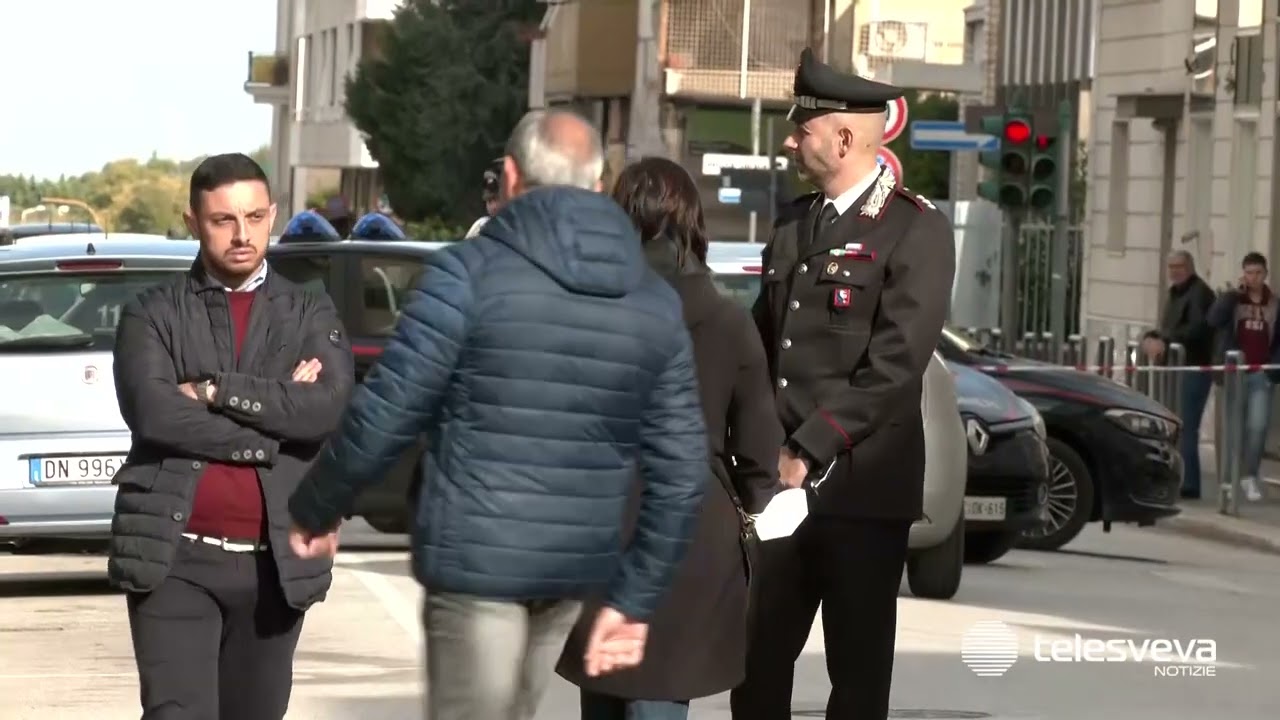 Giovane trovato morto davanti ad un bar di Bitritto: titolare dell’attività arrestato per omicidio