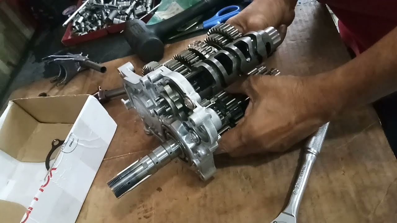 SUZUKI GSX R1000 | TRANSMISSION OVERHAUL | CHANGE WORN OUT GEARS