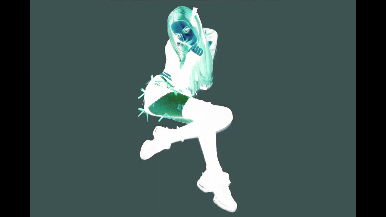 HANNAH DIAMOND - STARING AT THE CEILING (SLOWED & REVERB)