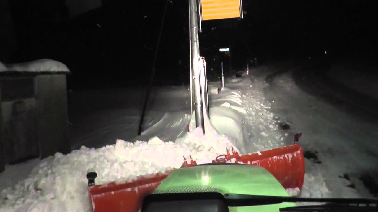 Schnee räumen mit Fendt 307Ci