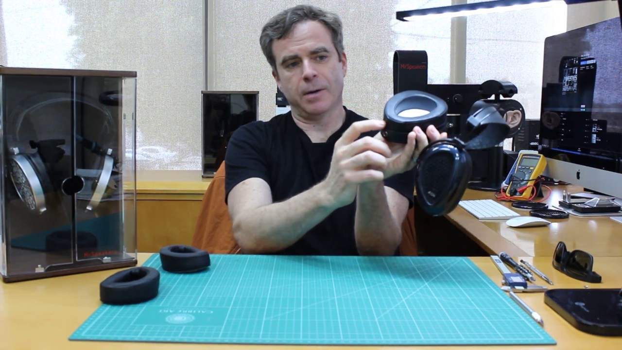 Adjusting and replacing earpads on MrSpeakers' AEON (ÆON) Headphones