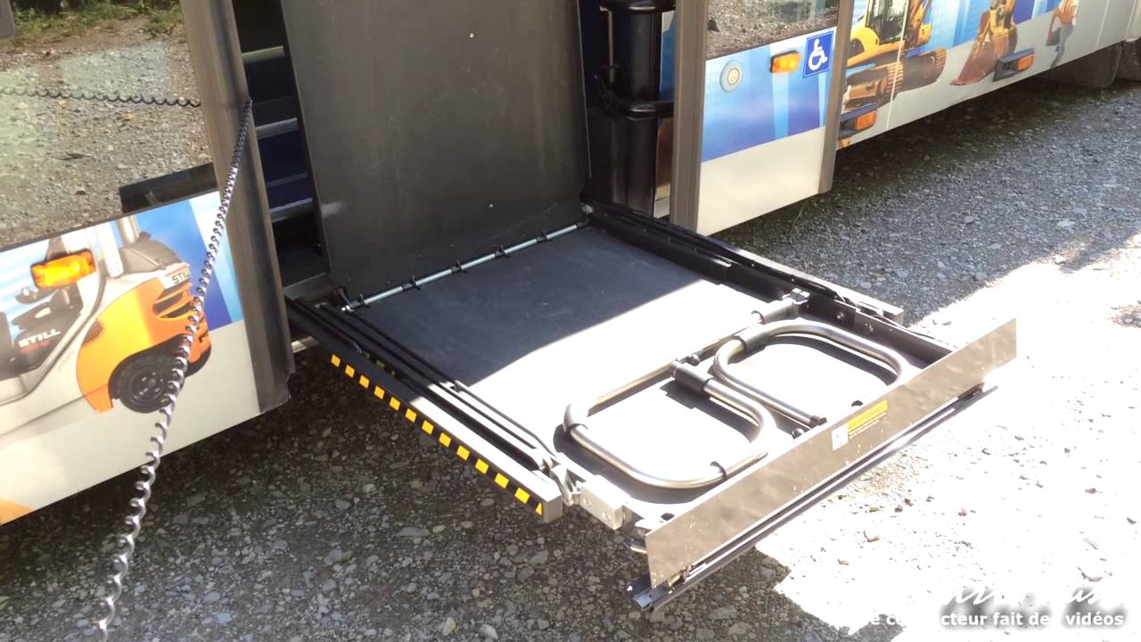 Utiliser la rampe PMR d'un Irisbus Crossway