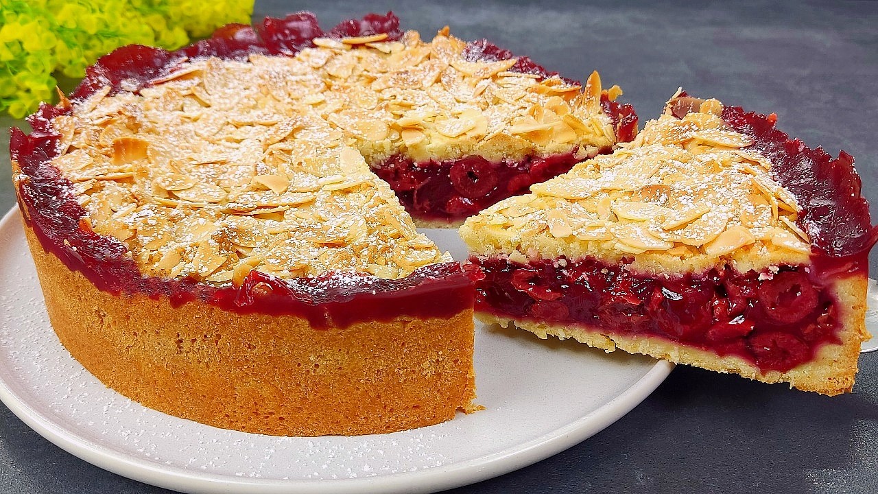Много фруктов, мало теста! Божественный вишневый пирог. Быстро и вкусно!