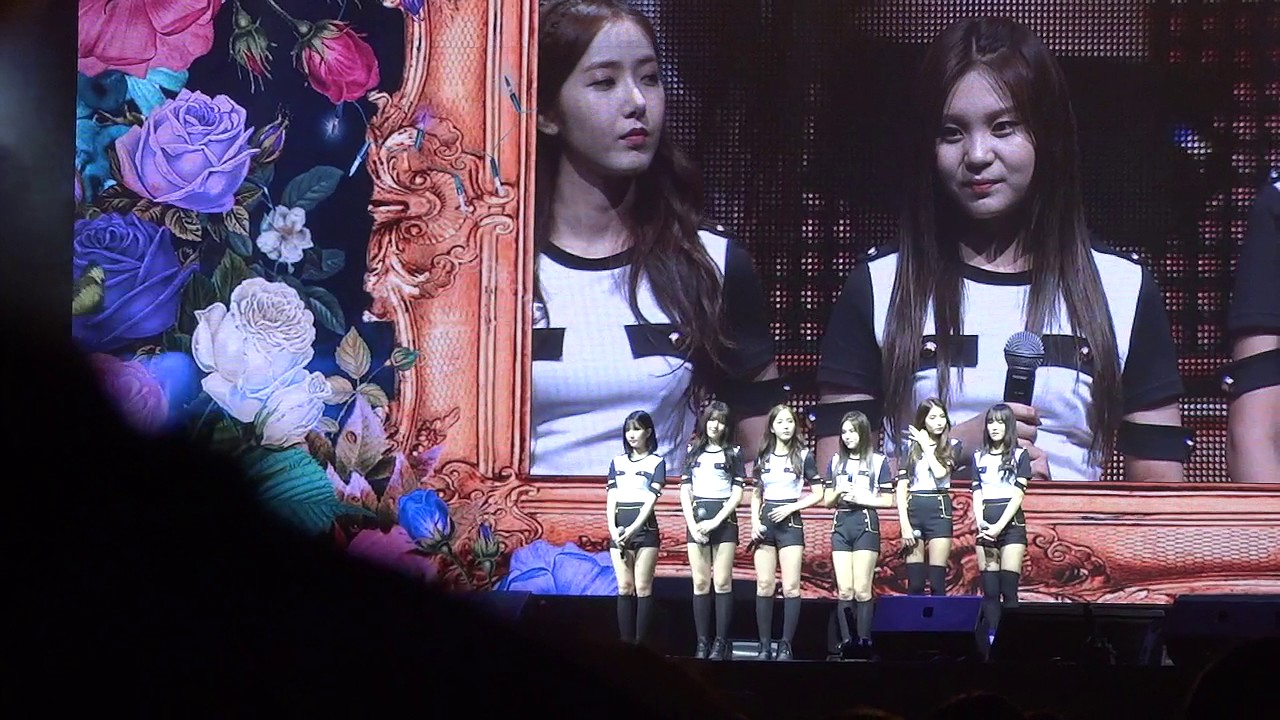 [Fancam] 170716 GFRIEND 1st Mini Concert in Hong Kong - Encore (Talking + "Sunshine")