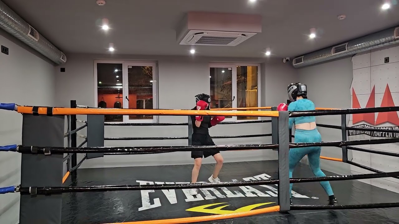Sparring 02.26_13