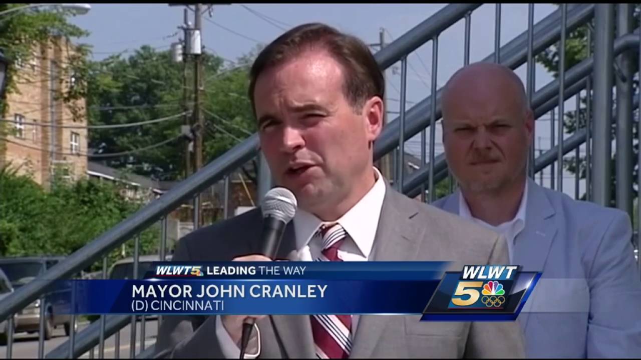 Ribbon cut on Incline District's Grand Row