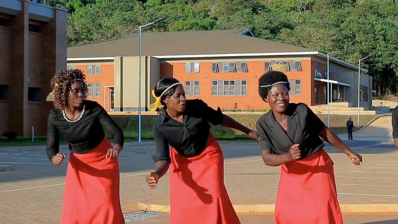 Kalambo CCAP Chikondano Women Choir _ Panthawi Ya Mayeselo - (Official Music Video)
