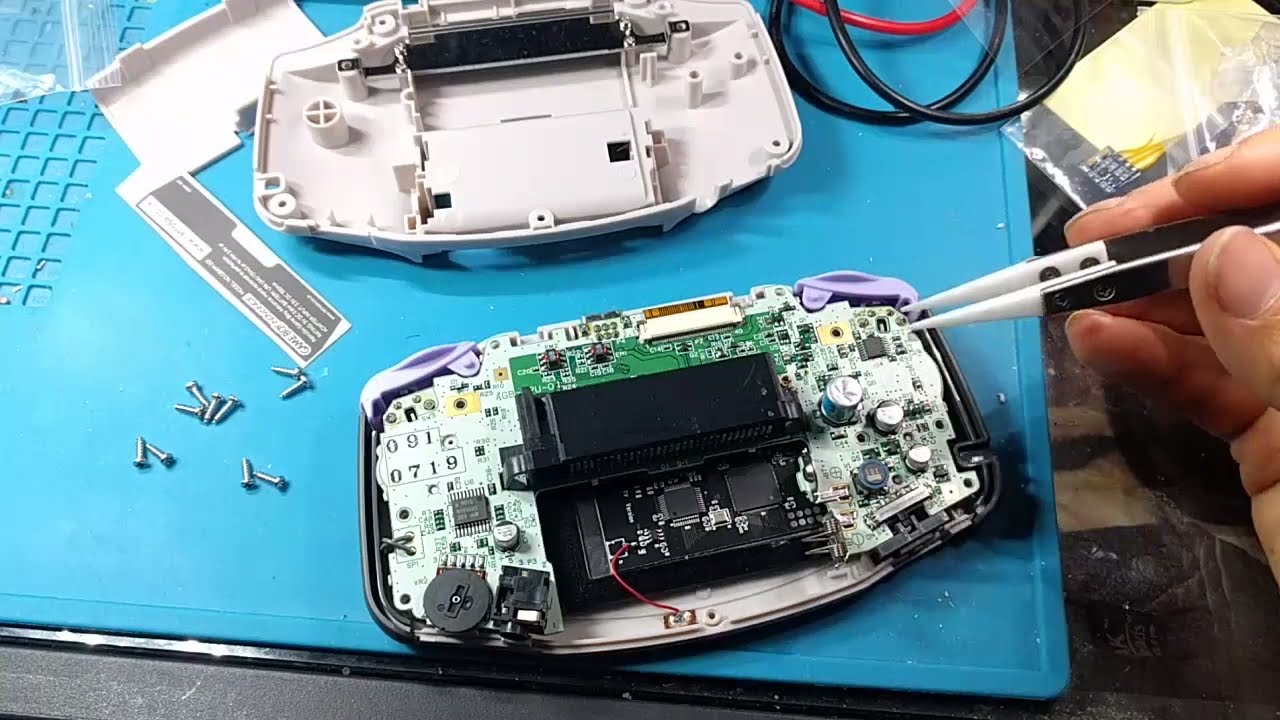 GBA IPS Upgrade V1.0 + USB-C & why OG D-pads are better