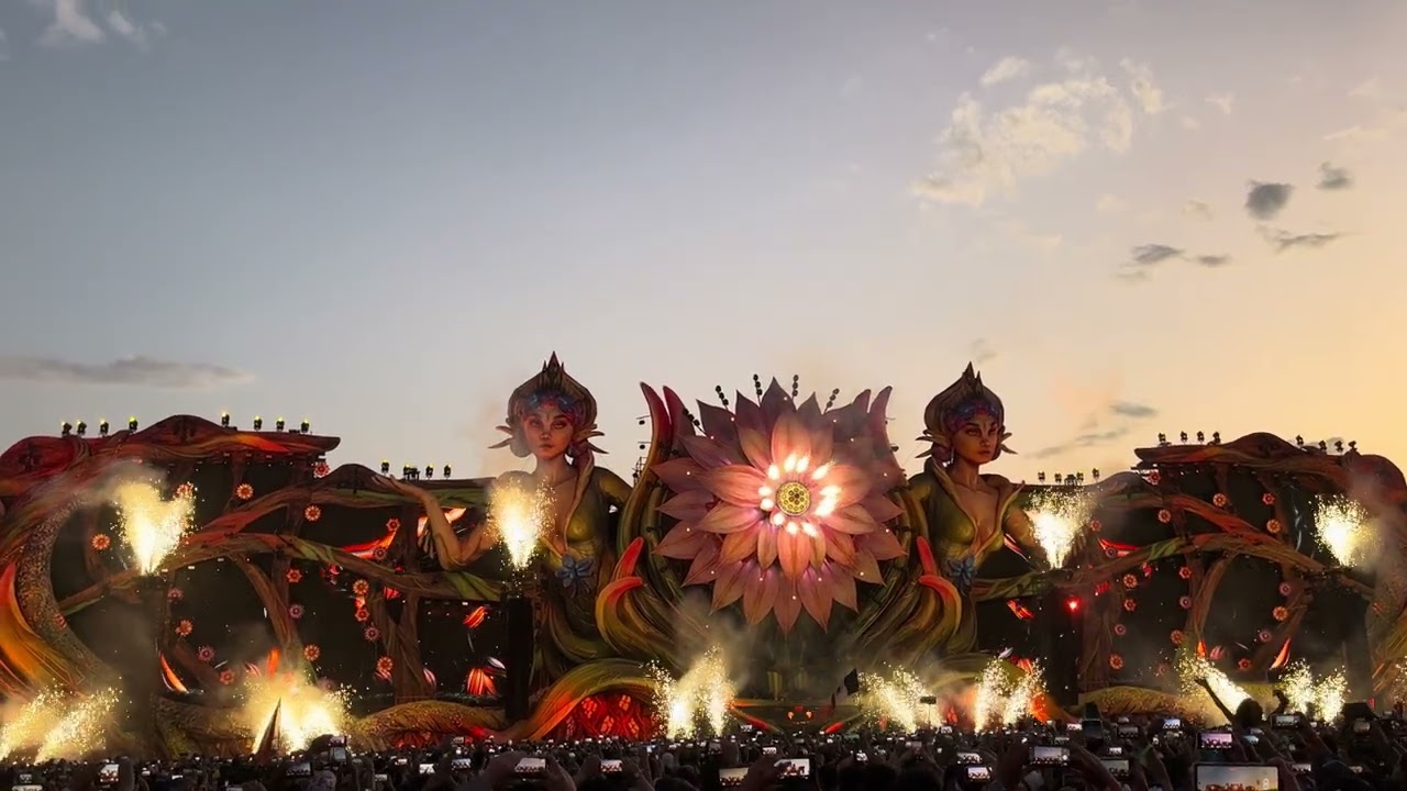Opening Ceremony - Kinetic Bloom @ EDC Mexico 2023 (4k)
