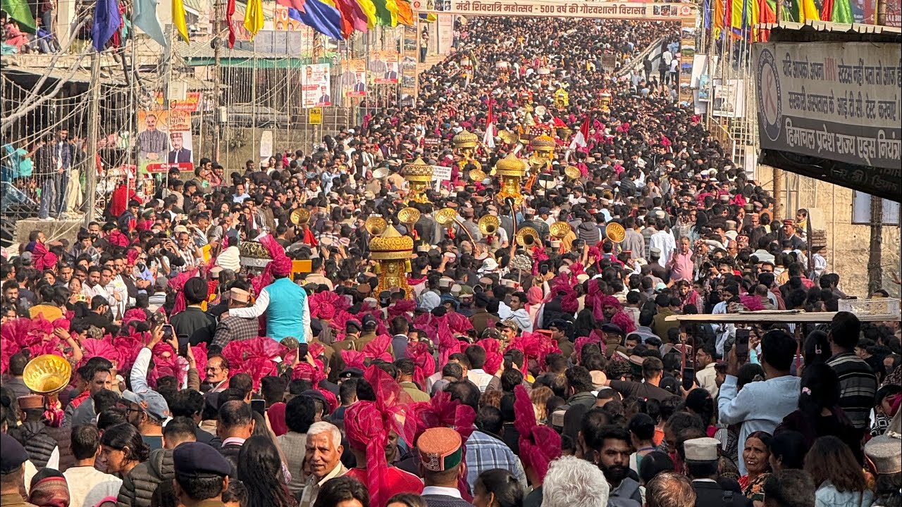 छोटी काशी मंडी में महाशिवरात्रि के गरिमामयी 500 साल पूर्ण होने की सभी प्रदेशवासियों को बधाई। 