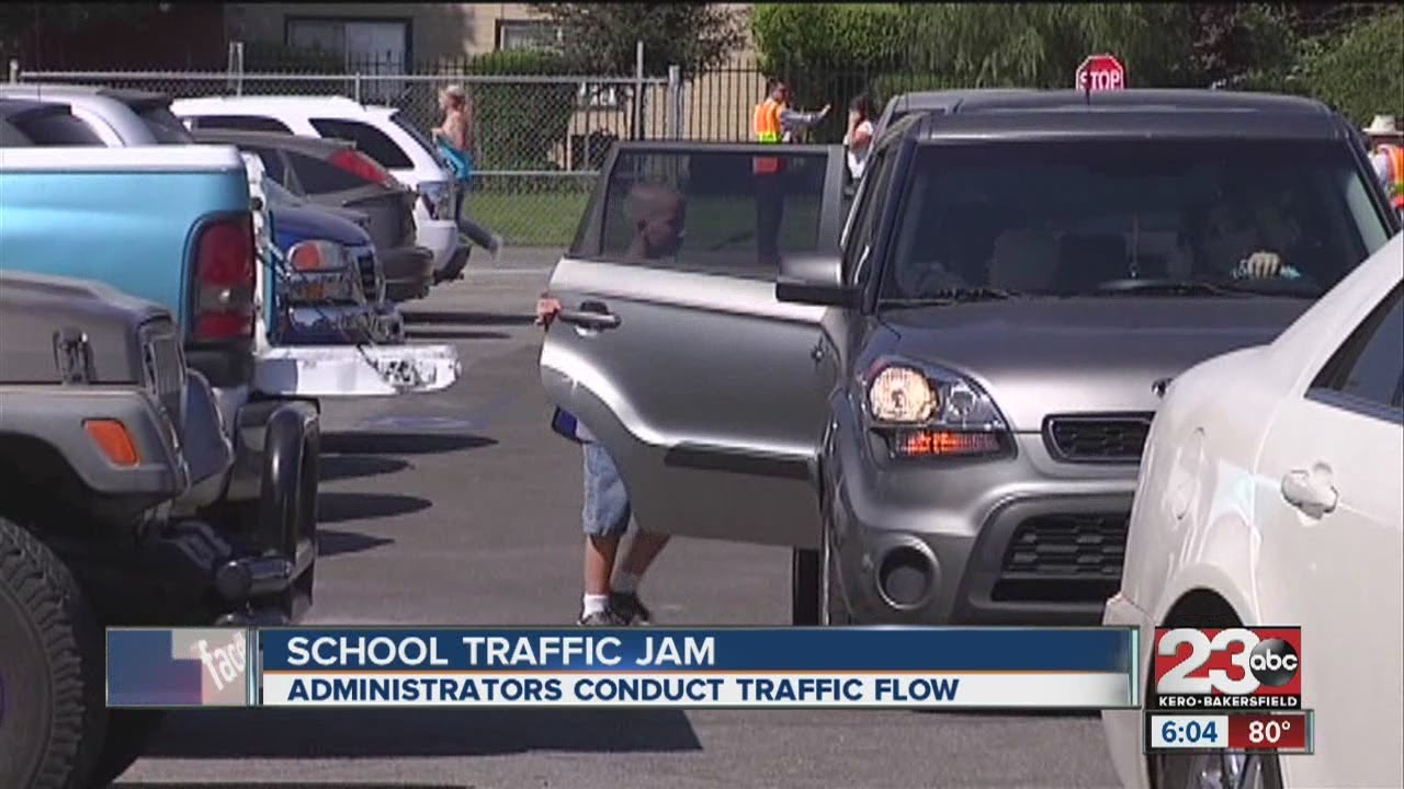 Parents cause traffic jam at school