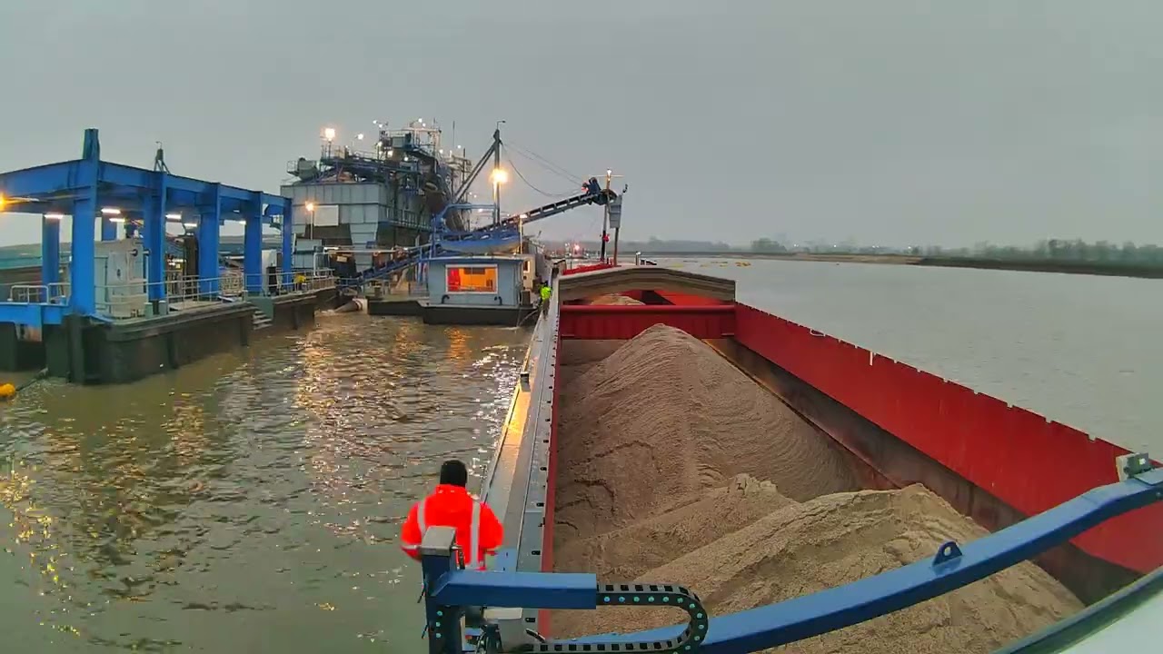 Loading Sand in Aijen Netherlands