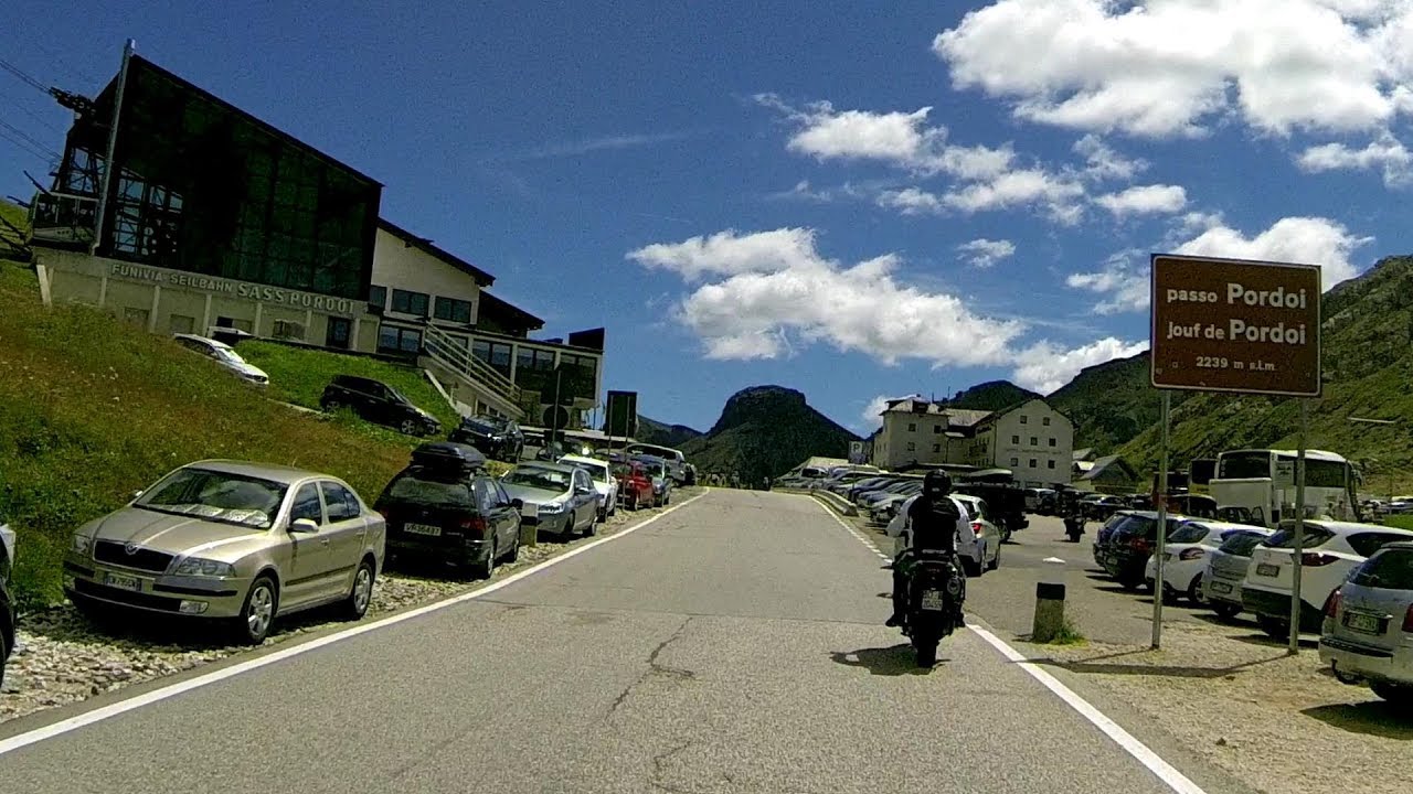 Alpenpässe/Pordoijoch/Dolomiten (Passo Pordoi) 2239m