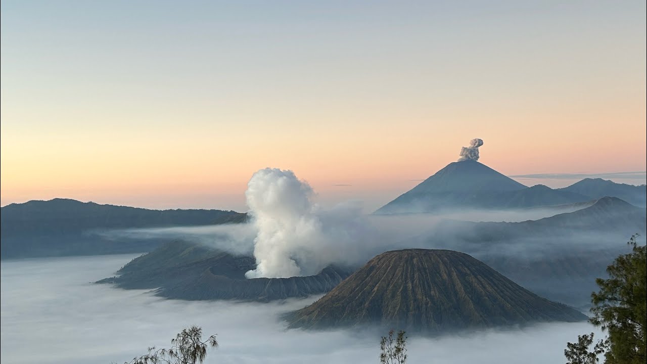 Indonesia Trip 2025 Vlog Days 6 & 7 - Malang city tour and Mount Bromo Hike