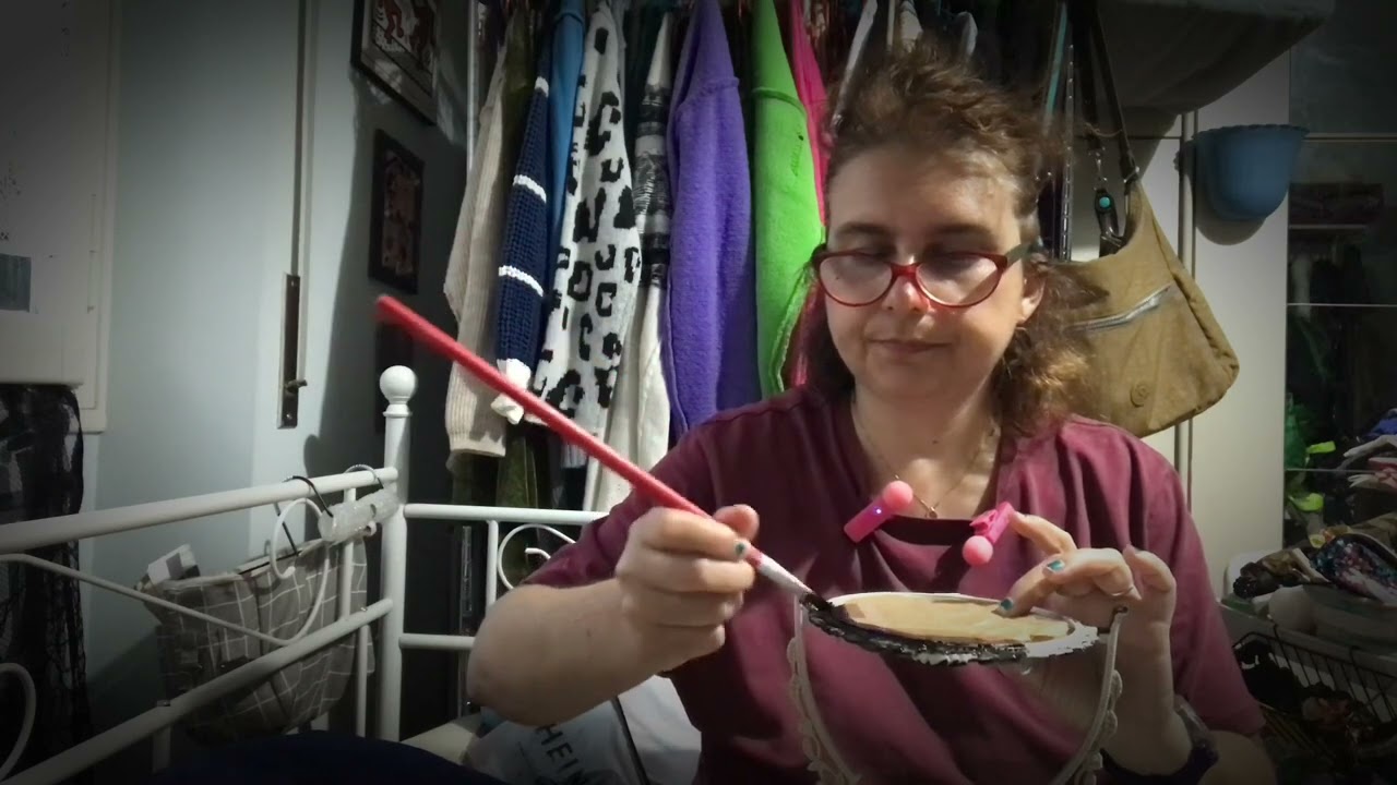 dipingo assieme a voi  il  mio specchio di nero ASMR ITA