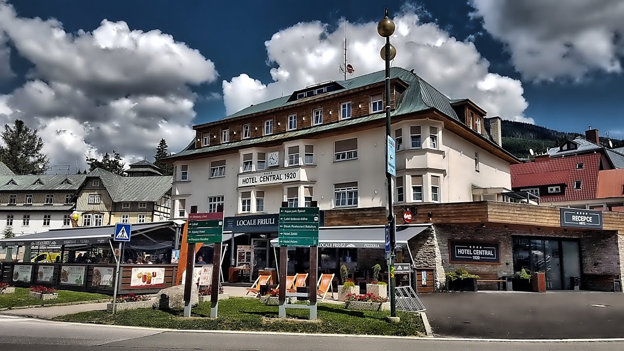 SPINDLERMÜHLE - Špindlerův Mlýn - BÖHMEN/RIESENGEBIRGE - Tour durch die Stadt - Tschechien - 2022