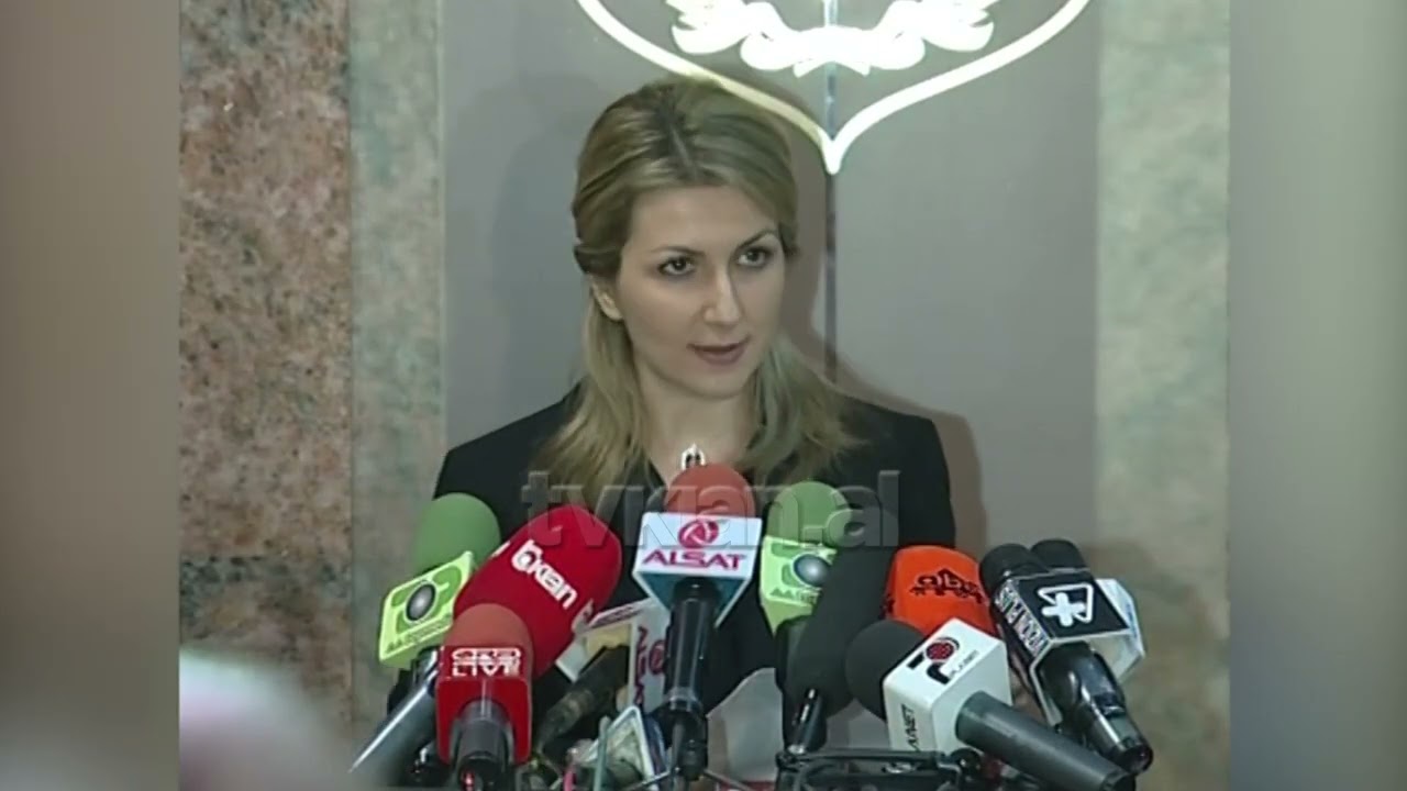 21 Janari: Ina Rama k&euml;rkon ndihm&euml; nga SHBA p&euml;r hetim nd&euml;rkomb&euml;tar-(25 Janar 2011)