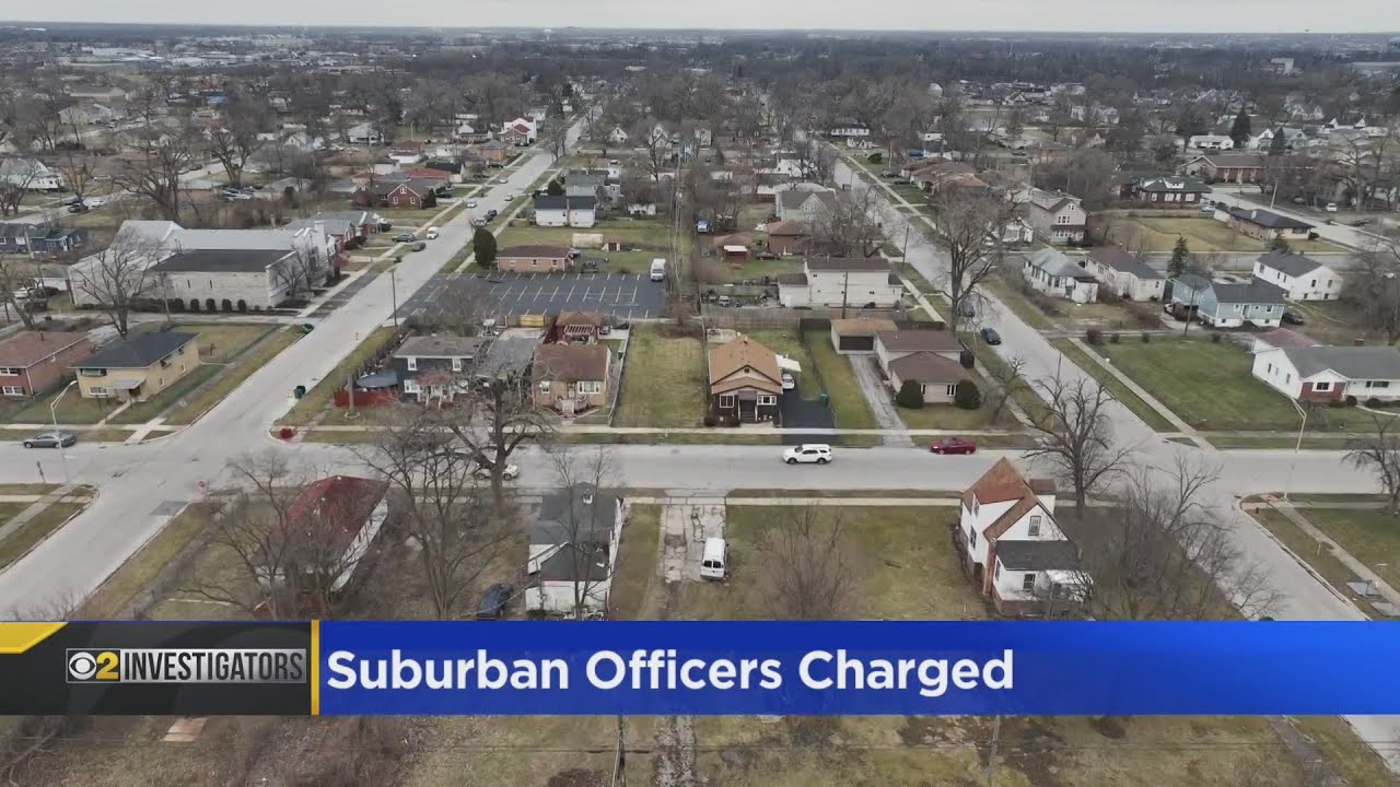 South suburban officers charged with bribery and stealing money, drugs