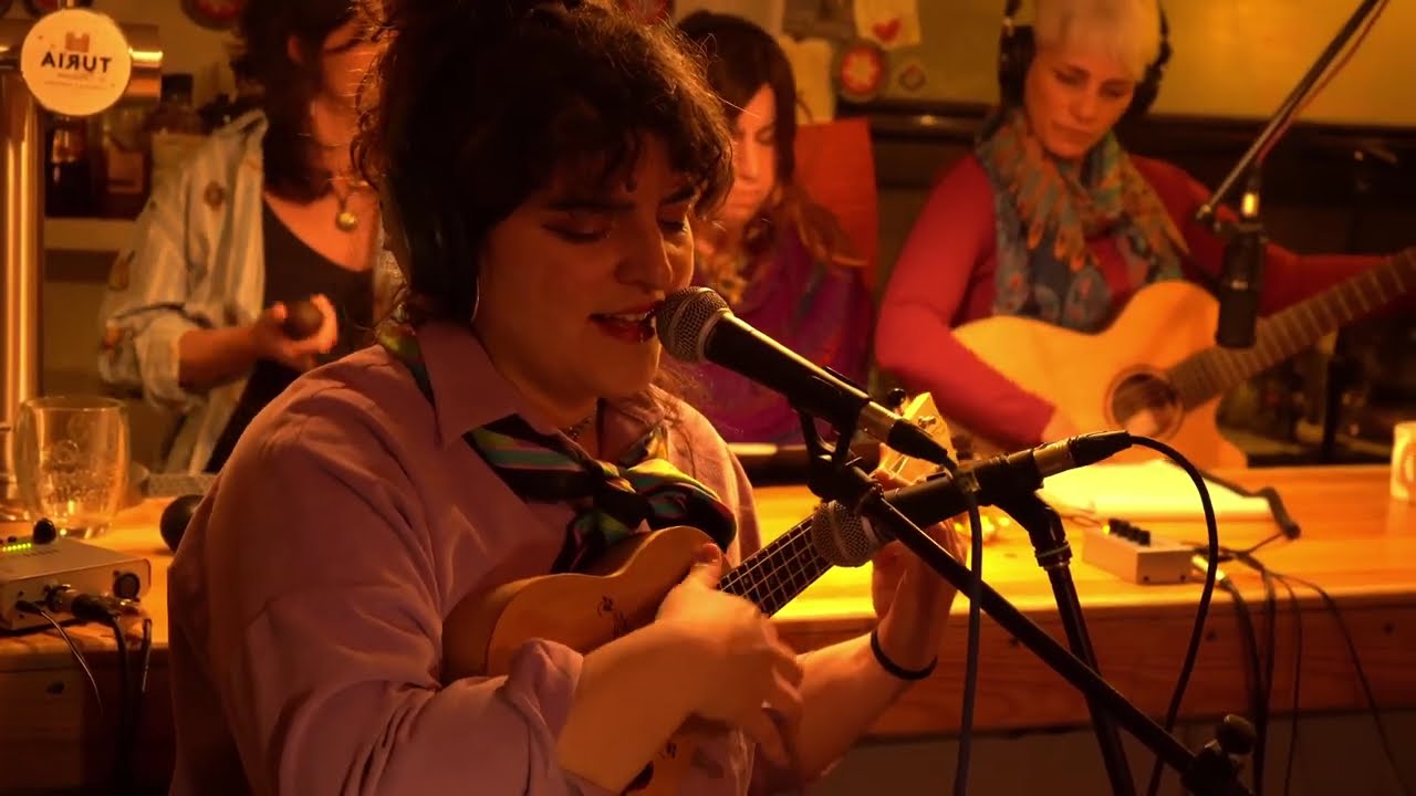 Sesión Especial 8M | Mujeres en la Música - Live en La curva