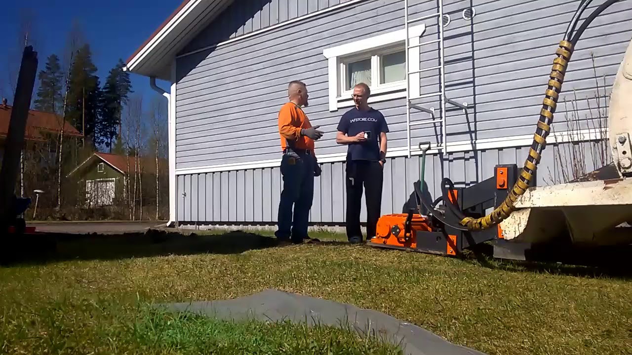 Valokuidun asennus vetoauraamalla.