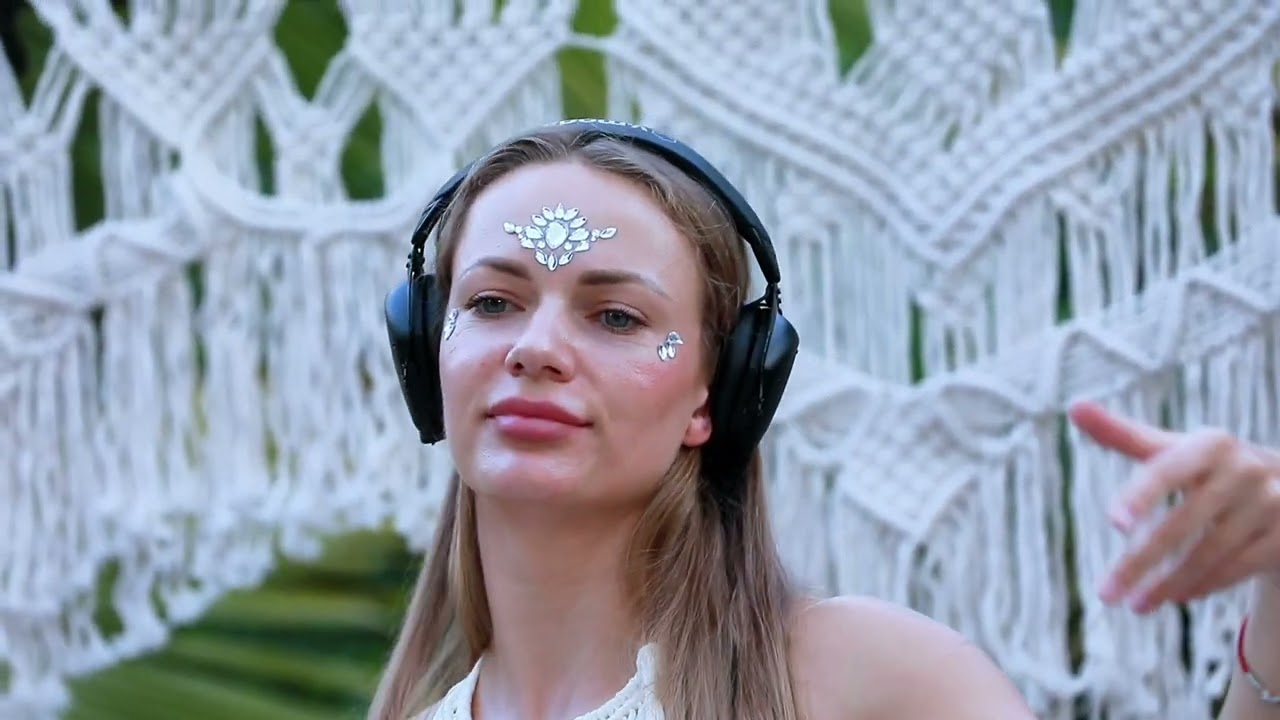 ANASTASiiA - Live @ Atmosphere by ANASTASiiA. Vocal Melodic Techno/Progressive House Dj mix.
