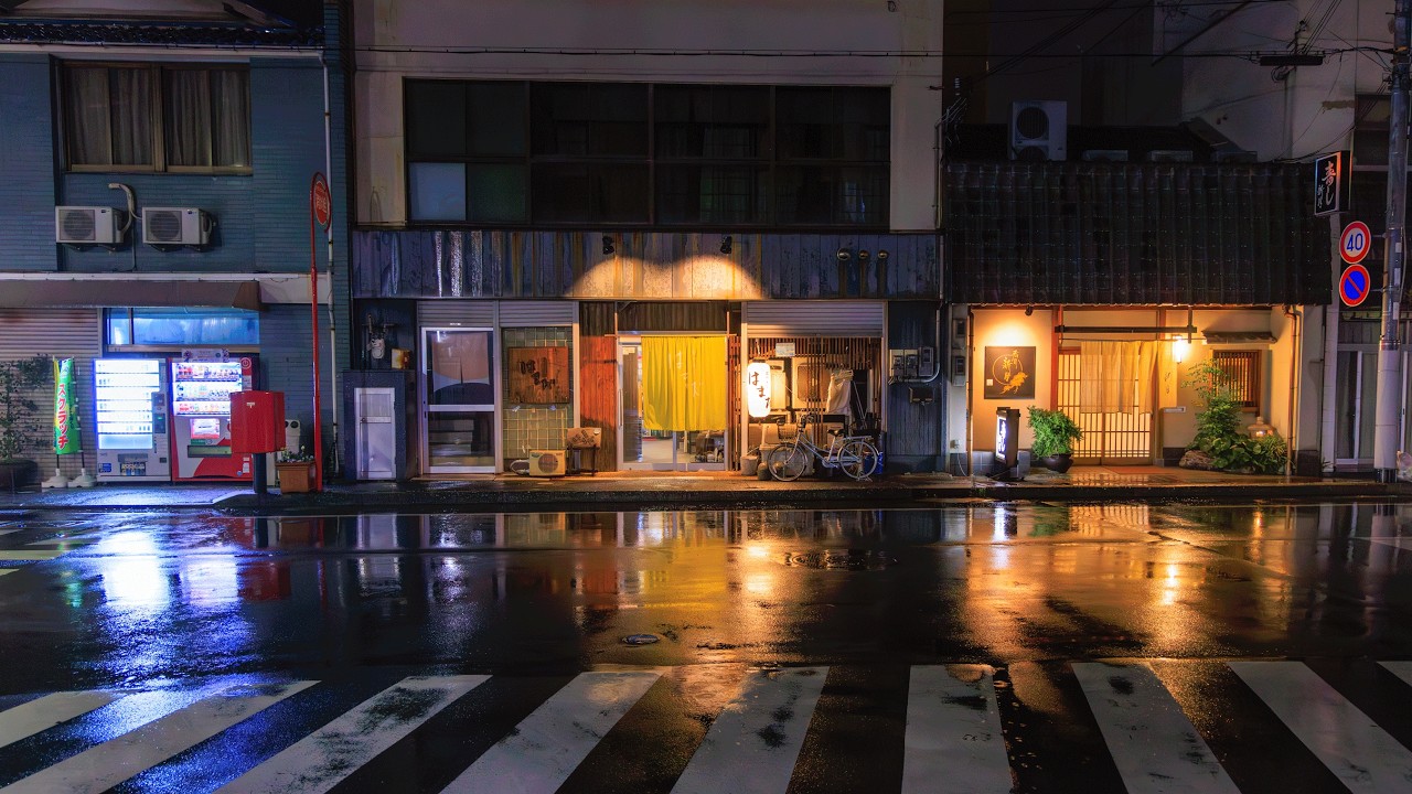 Early Evening Walk in Rain on Wet Sumoto Streets | Awaji Island, Japan 4K