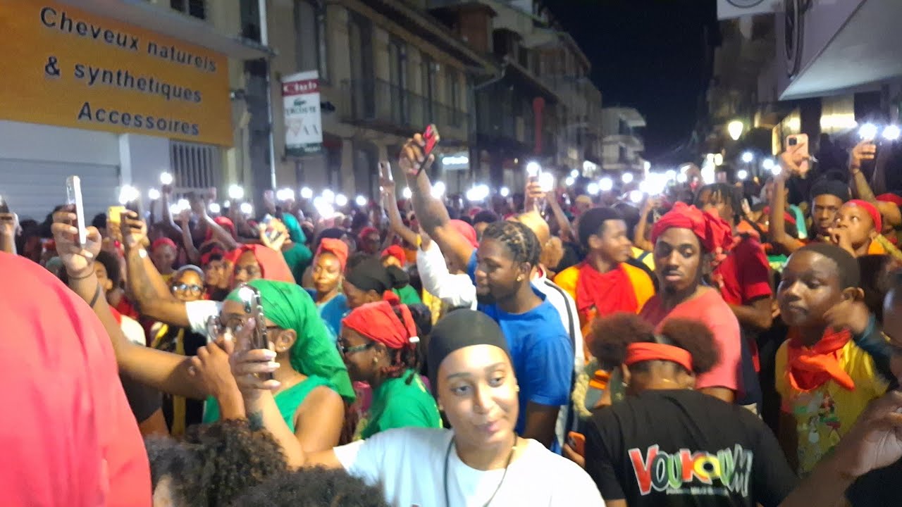 DÉBOULÉ VOUKOUM EN TCHOU A YO. SAINT-CLAUDE == BASSE-TERRE.