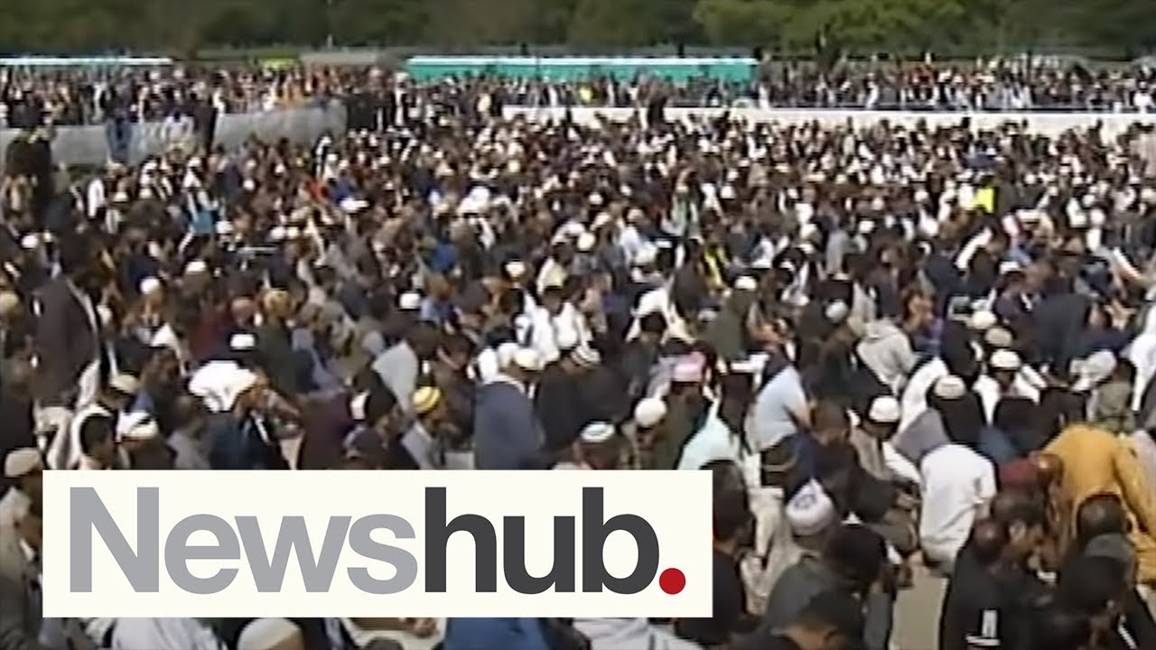 New Zealand mourns Christchurch attack victims with two minutes silence | Newshub