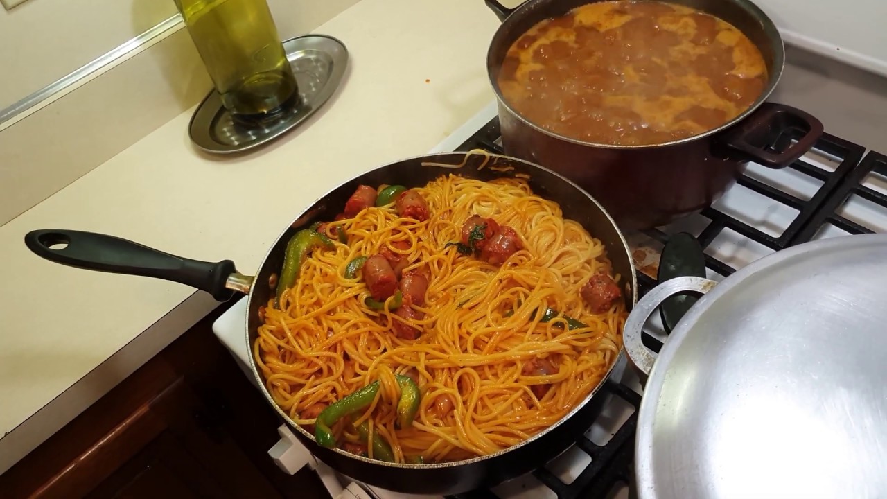 COMO HACER SPAGUETI CON LONGANIZA