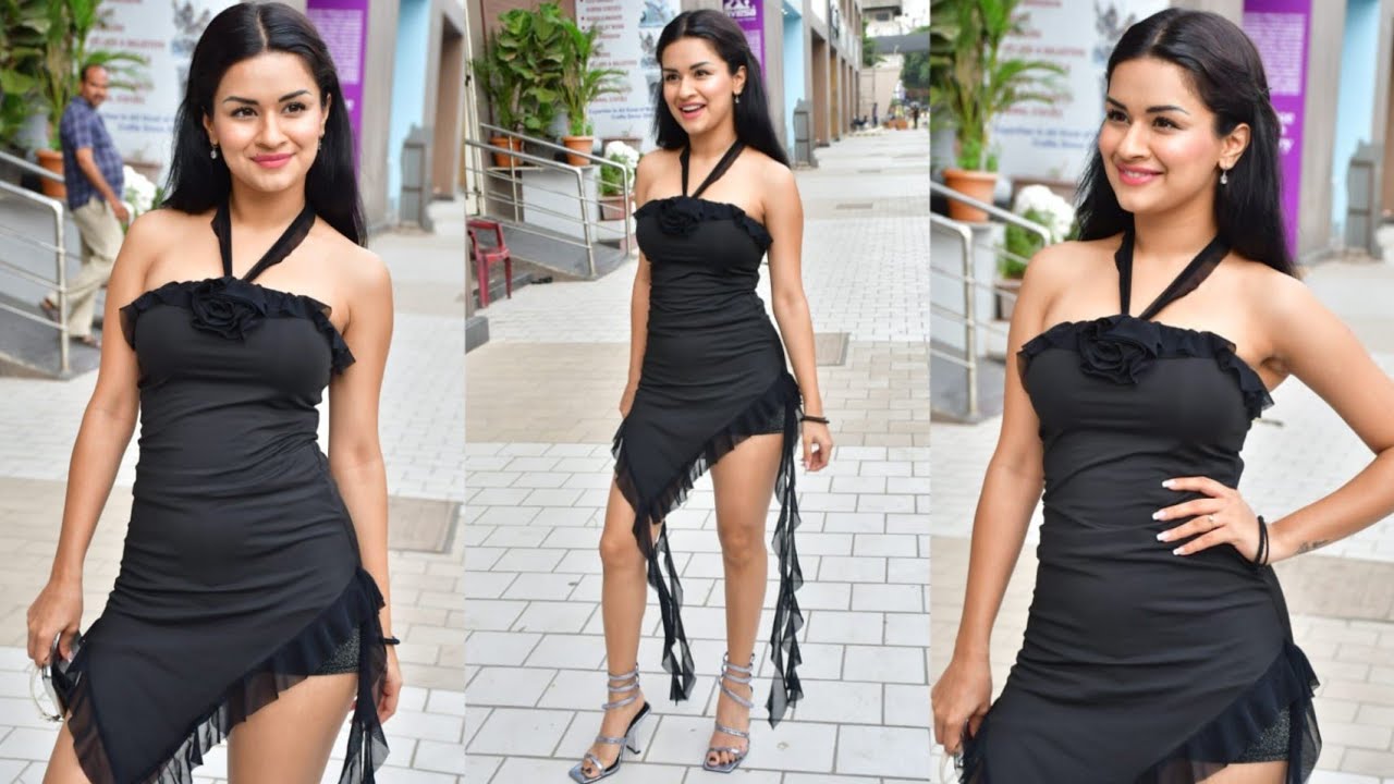 Beautiful Stunning 😍 Avneet Kaur got papped in Andheri 🤩🔥📸