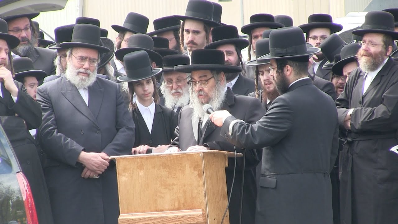 Kiryas Joel Mourning