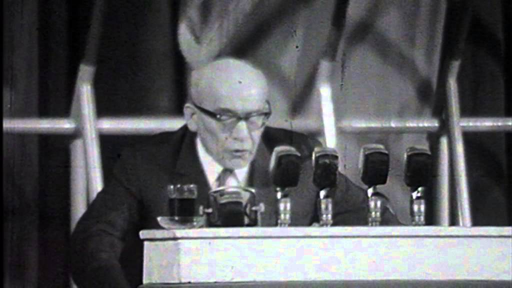 Towarzysz Wiesław   od agitatora do dyktatora