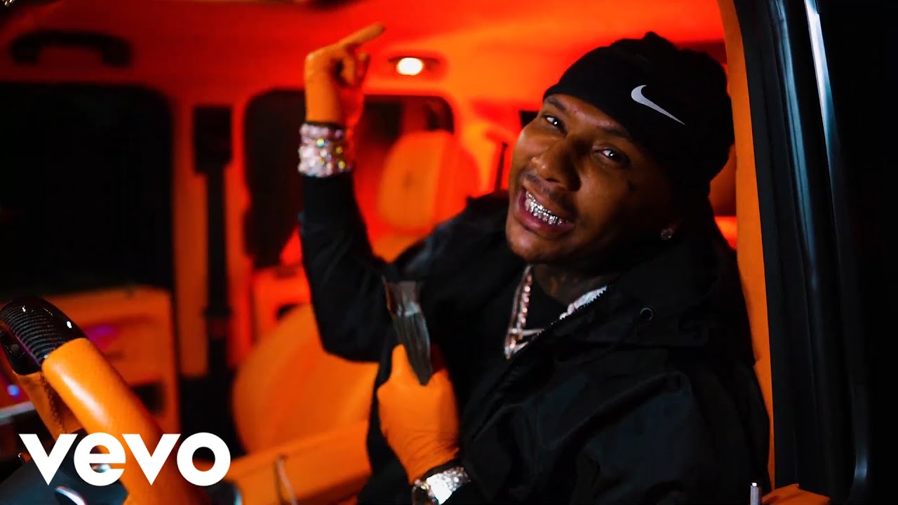 Moneybagg Yo ft. Glorilla & Yo Gotti - Money On My Mind [Music Video]