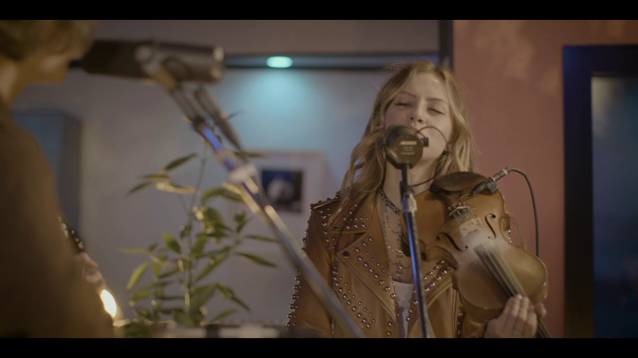 Dee White - Crazy Man (Live Video)